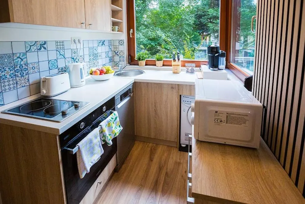 Familyoasis In Vibrant Ujlipot Appartement Boedapest