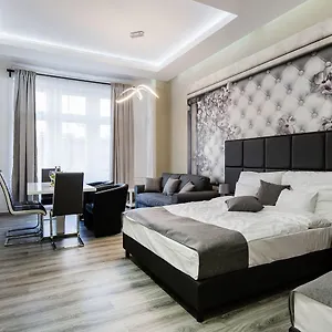  Apartment A Golden Star Modern Luxury And