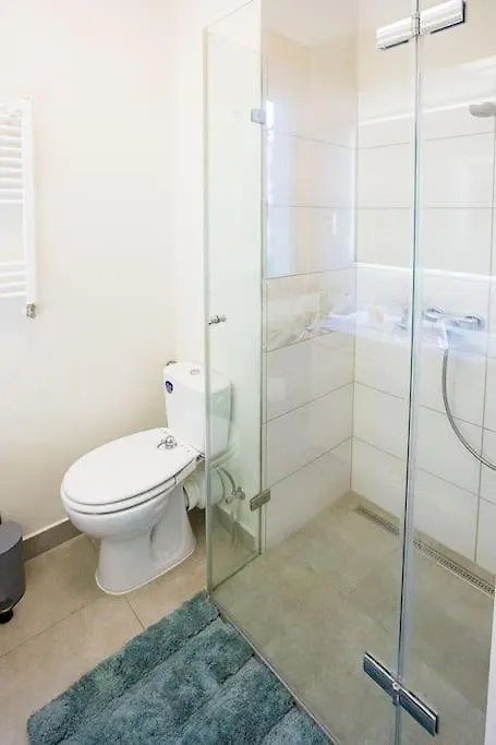 Familyoasis In Vibrant Ujlipot Apartment Budapest